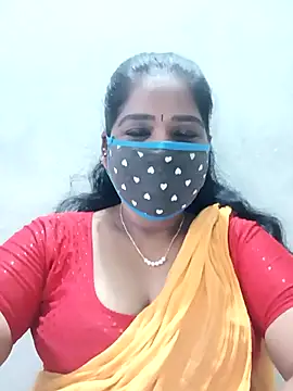 Snapshot of MaaliiiPonuTamil chatting on 11-14-25, 01:31 MaaliiiPonuTamil online show from 11-14-25, 01:31