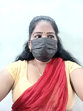 Snapshot of MaaliiiPonuTamil chatting on 11-17-25, 02:26 MaaliiiPonuTamil online show from 11-17-25, 02:26