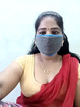 Snapshot of MaaliiiPonuTamil chatting on 12-14-25, 01:56 MaaliiiPonuTamil online show from 12-14-25, 01:56