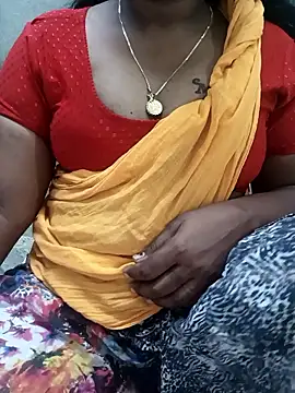 Snapshot of MaaliiiPonuTamil chatting on 02-14-26, 12:33 MaaliiiPonuTamil online show from 02-14-26, 12:33