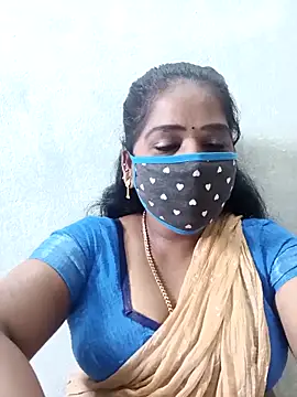 Snapshot of MaaliiiPonuTamil chatting on 10-24-25, 02:10 MaaliiiPonuTamil online show from 10-24-25, 02:10