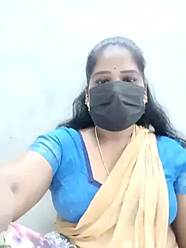 Snapshot of MaaliiiPonuTamil chatting on 11-19-25, 01:22 MaaliiiPonuTamil online show from 11-19-25, 01:22