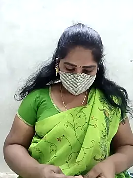 Snapshot of MaaliiiPonuTamil chatting on 02-02-26, 05:34 MaaliiiPonuTamil online show from 02-02-26, 05:34