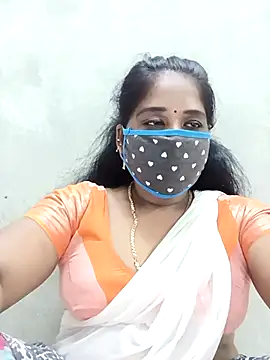 Snapshot of MaaliiiPonuTamil chatting on 10-21-25, 01:43 MaaliiiPonuTamil online show from 10-21-25, 01:43