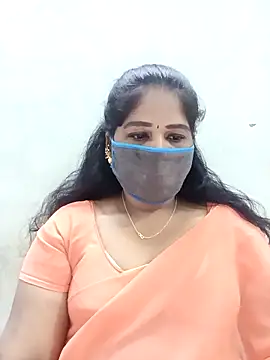 Snapshot of MaaliiiPonuTamil chatting on 02-16-26, 01:59 MaaliiiPonuTamil online show from 02-16-26, 01:59