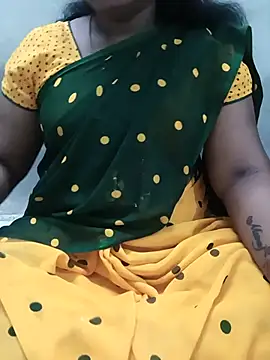 Snapshot of MaaliiiPonuTamil chatting on 06-21-26, 05:19 MaaliiiPonuTamil online show from 06-21-26, 05:19