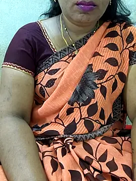 Snapshot of MaaliiiPonuTamil chatting on 07-16-26, 02:19 MaaliiiPonuTamil online show from 07-16-26, 02:19