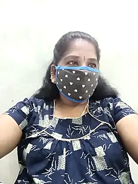 Snapshot of MaaliiiPonuTamil chatting on 10-30-25, 12:58 MaaliiiPonuTamil online show from 10-30-25, 12:58