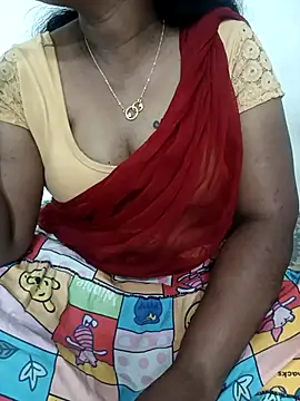 Snapshot of MaaliiiPonuTamil chatting on 12-20-25, 02:25 MaaliiiPonuTamil online show from 12-20-25, 02:25