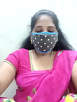 Snapshot of MaaliiiPonuTamil chatting on 11-23-25, 01:32 MaaliiiPonuTamil online show from 11-23-25, 01:32