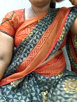 Snapshot of MaaliiiPonuTamil chatting on 06-16-26, 02:22 MaaliiiPonuTamil online show from 06-16-26, 02:22