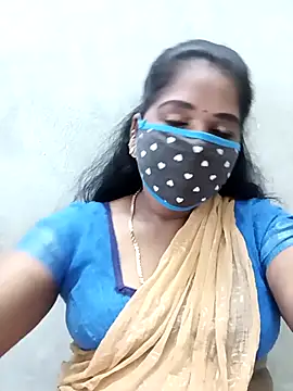 Snapshot of MaaliiiPonuTamil chatting on 10-30-25, 12:53 MaaliiiPonuTamil online show from 10-30-25, 12:53