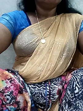 Snapshot of MaaliiiPonuTamil chatting on 02-06-26, 03:24 MaaliiiPonuTamil online show from 02-06-26, 03:24