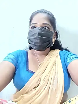 Snapshot of MaaliiiPonuTamil chatting on 11-04-25, 01:20 MaaliiiPonuTamil online show from 11-04-25, 01:20