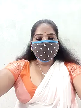 Snapshot of MaaliiiPonuTamil chatting on 11-22-25, 01:48 MaaliiiPonuTamil online show from 11-22-25, 01:48