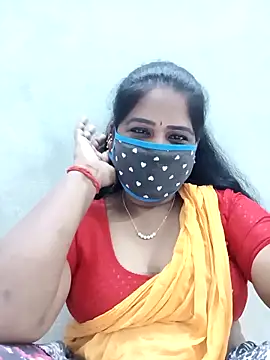 Snapshot of MaaliiiPonuTamil chatting on 11-21-25, 01:10 MaaliiiPonuTamil online show from 11-21-25, 01:10