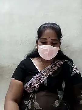 Snapshot of MaaliiiPonuTamil chatting on 02-17-26, 06:27 MaaliiiPonuTamil online show from 02-17-26, 06:27