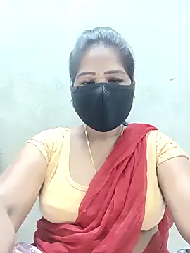 Snapshot of MaaliiiPonuTamil chatting on 01-05-26, 11:30 MaaliiiPonuTamil online show from 01-05-26, 11:30