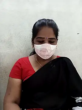 Snapshot of MaaliiiPonuTamil chatting on 02-17-26, 03:26 MaaliiiPonuTamil online show from 02-17-26, 03:26