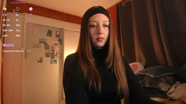 Snapshot of HeyTati chatting on 05-30-26, 01:34 HeyTati online show from 05-30-26, 01:34