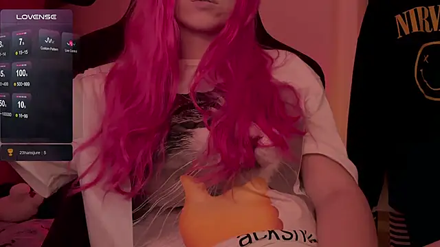 Snapshot of h2h0e chatting on 10-11-25, 07:48 h2h0e online show from 10-11-25, 07:48