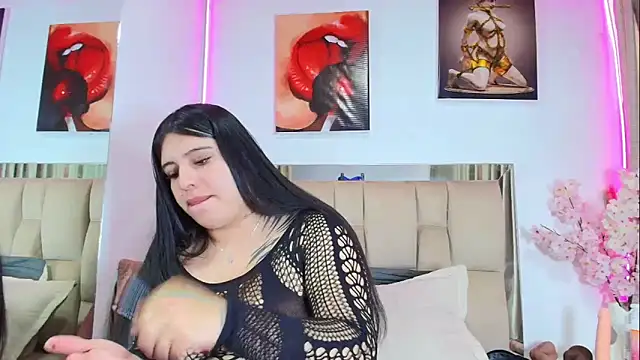 Naia x online show from 04-13-26, 06:23