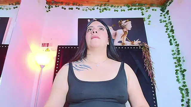 Snapshot of Naia_x chatting on 02-25-26, 11:04 Naia x online show from 02-25-26, 11:04