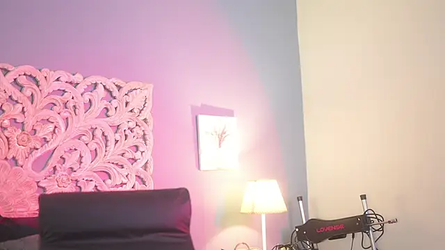 lupeebony online show from 09-11-25, 07:47