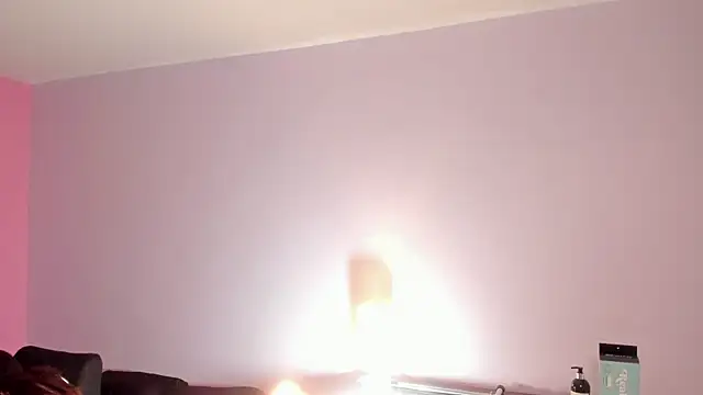 lupeebony online show from 06-16-26, 07:58