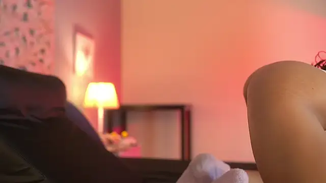 lupeebony online show from 01-13-26, 07:51