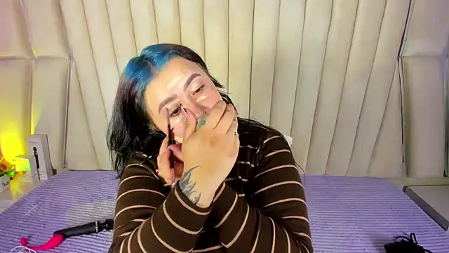 Victoria Rossy online show from 06-19-26, 10:15