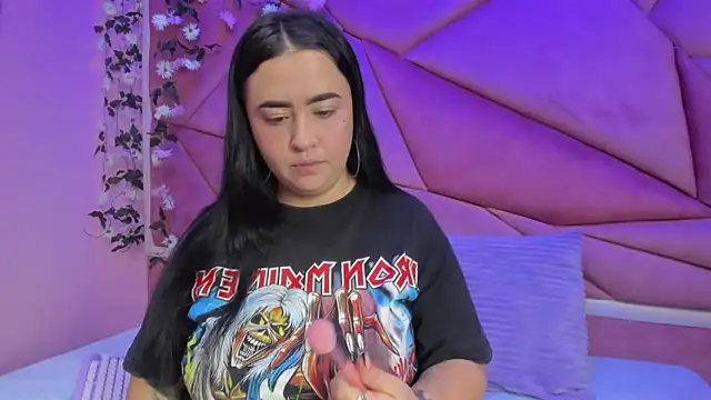 Victoria Rossy online show from 11-28-25, 08:09