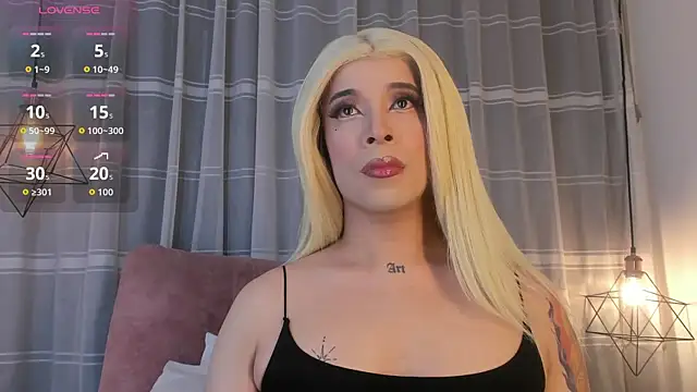 Nyx  Blackwood online show from 02-12-26, 03:50