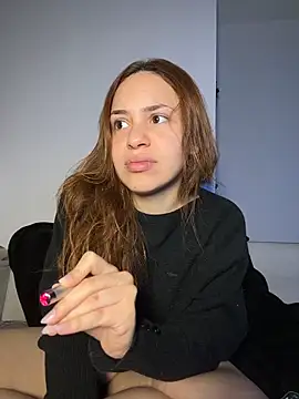 AgnesCampp online show from 10-31-25, 10:05