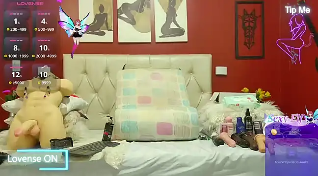 Snapshot of Michelle_busty chatting on 02-25-25, 08:53 Michelle busty online show from 02-25-25, 08:53