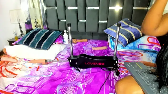 Duo ebony online show from 01-17-25, 04:04