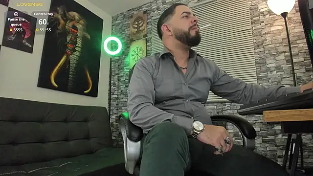 Ethan Castellano online show from 04-11-26, 08:56