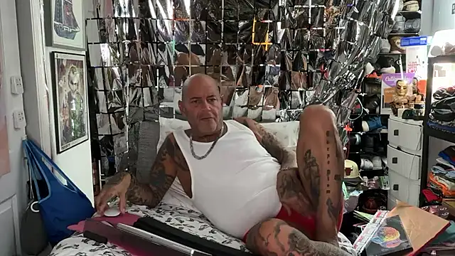 joeytatts66 online show from 04-27-26, 01:36