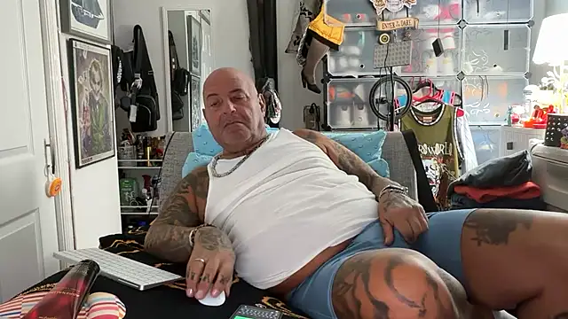 joeytatts66 online show from 11-07-25, 03:00