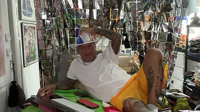 joeytatts66 online show from 05-20-26, 02:19