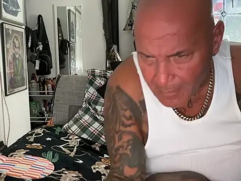 joeytatts66 online show from 10-27-25, 03:07