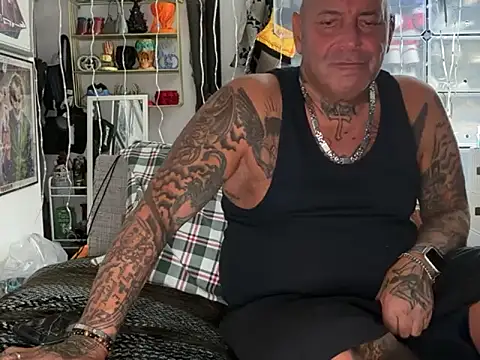 joeytatts66 online show from 11-20-25, 02:12