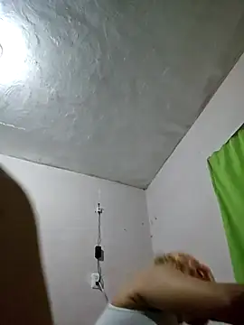 sadnessgyall online show from 09-25-25, 05:35