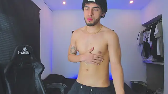 daddy jhons online show from 09-16-25, 04:19