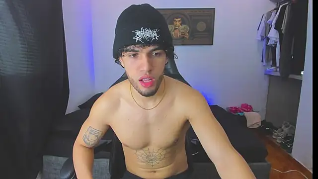 daddy jhons online show from 10-22-25, 04:17