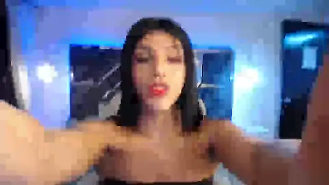 Snapshot of MIA_YOURHOTTIE chatting on 02-19-25, 02:12 MIA YOURHOTTIE online show from 02-19-25, 02:12