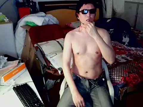 hotkaier online show from 04-02-26, 07:37