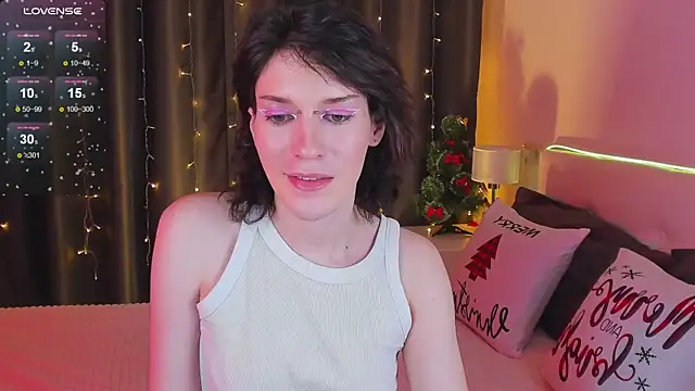 Snapshot of Kolette_Gray chatting on 01-11-25, 03:42 Kolette Gray online show from 01-11-25, 03:42