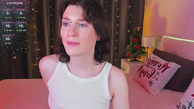 Snapshot of Kolette_Gray chatting on 01-09-25, 04:28 Kolette Gray online show from 01-09-25, 04:28