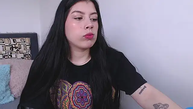 iam emy online show from 10-21-25, 08:41